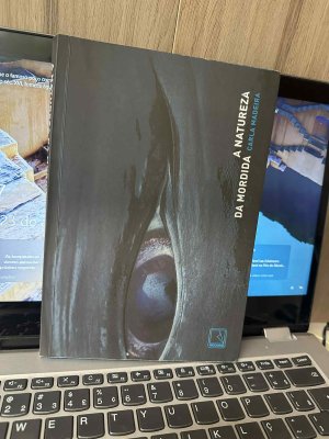 A natureza da mordida/ Carla Madeira /Ed Record